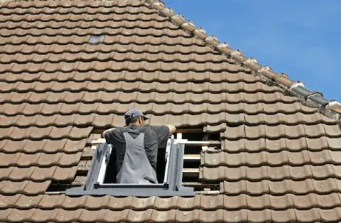 Pose de velux - Pietralba